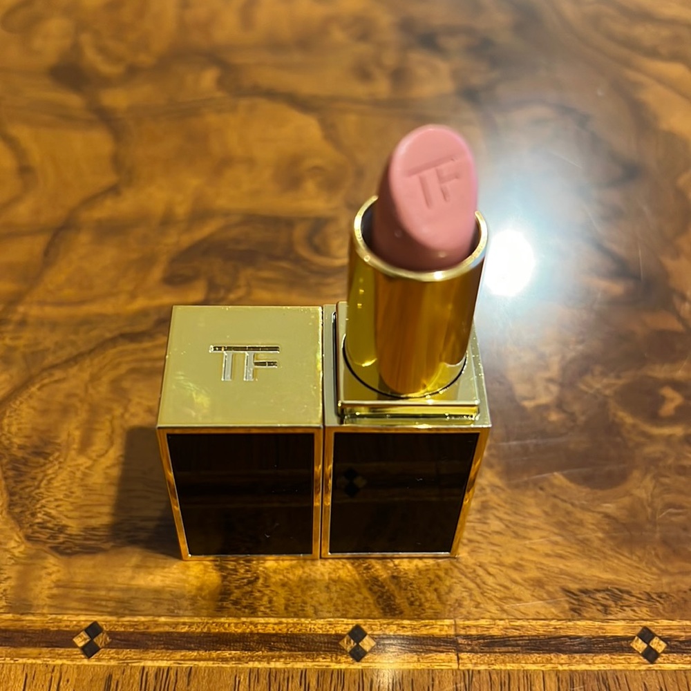 Tom Ford 13 Blush Nude lipstick